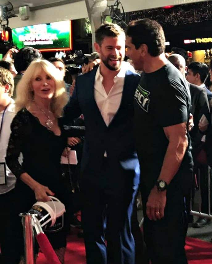 Thor: Ragnarok Red Carpet Premiere Experience: what happens when a Hollywood newbie finds herself on the Marvel red carpet!