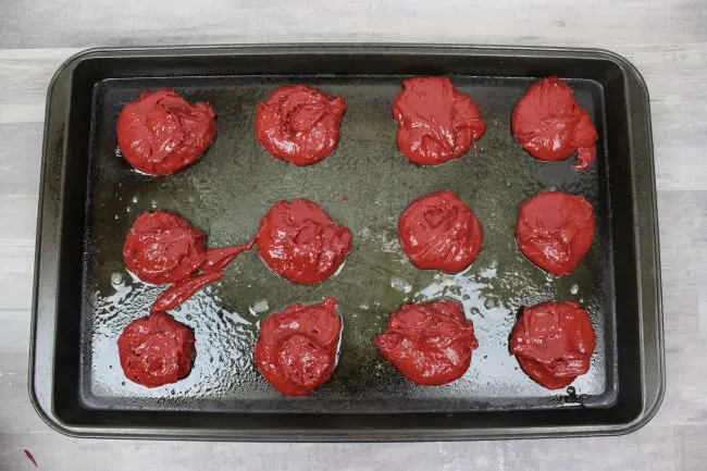 whoopie pies on a pan You gotta try this easy red velvet cake recipe for whoopie pies! Just like your southern grandma used to make. It's the best recipe not from scratch. Perfect desserts for Valentine's day , Christmas, 4th of July, Easter, and thanksgiving. 