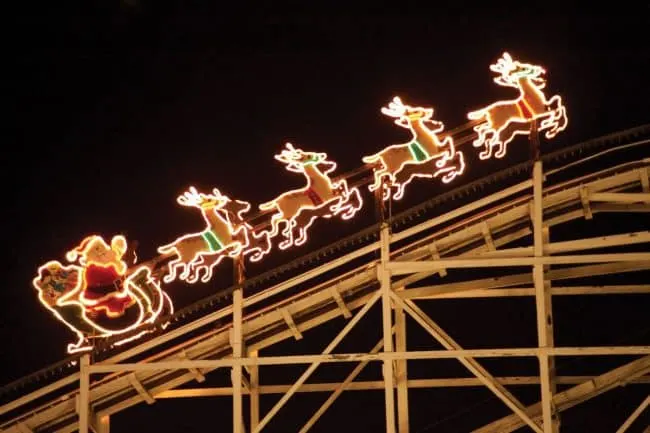 christmas reindeer on roller coaster hersheypark