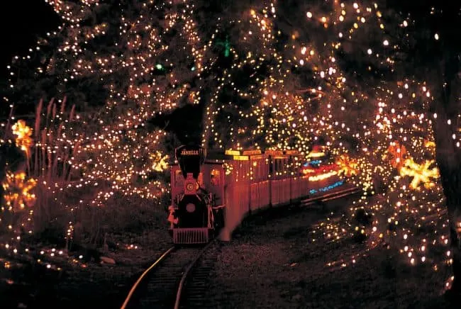 hersheypark train christmas