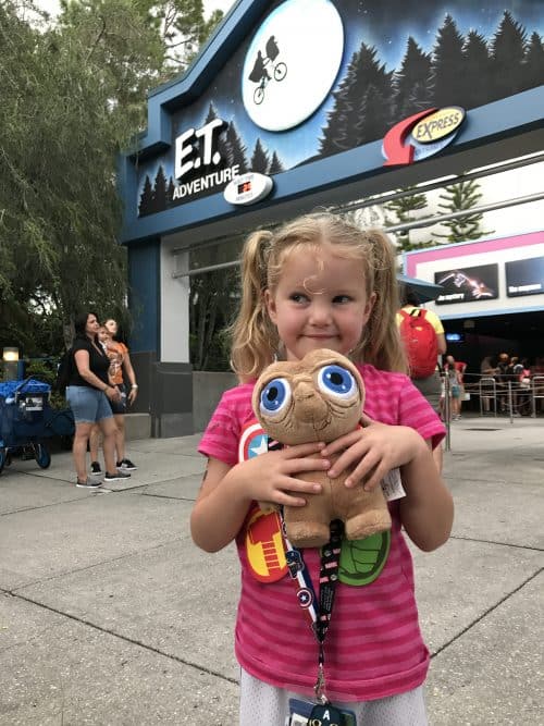 little girl and the ET Ride at Universal Orlando
