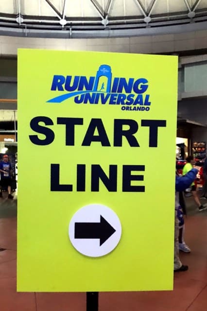 running universal orlando start line sign