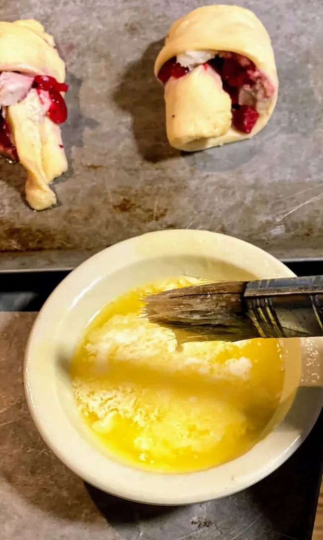 thanksgiving leftovers cresent rolls butter